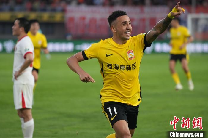 戴维森一球制胜，青岛西海岸1-0击败海牛赢下青