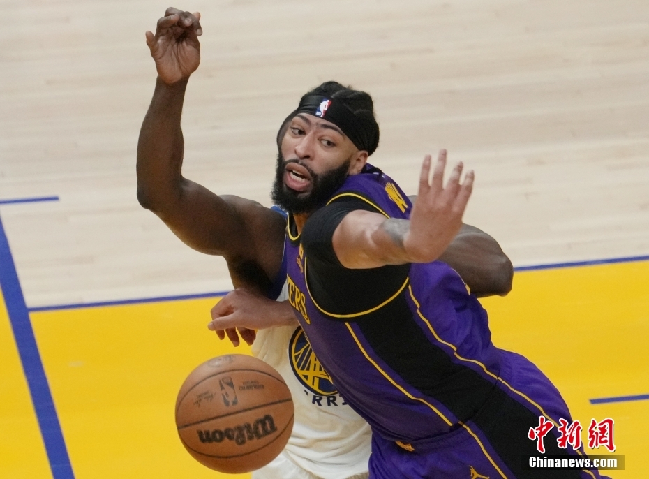 东契奇戴维斯互换东家 NBA巨头交易震撼联盟