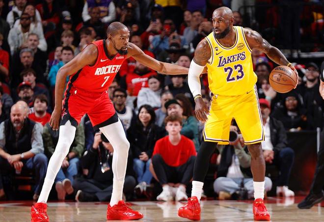 湖人爆冷负活塞 火箭惨败公牛 西部排名格局大变