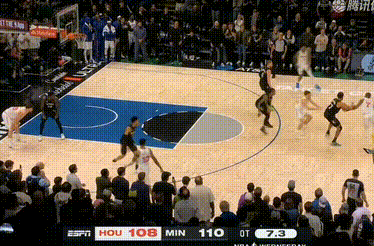 森林狼火箭鏖战末节六次误判引争议