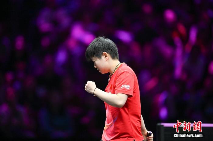 王楚钦／孙颖莎击败日本组合吉村真晴／大藤沙