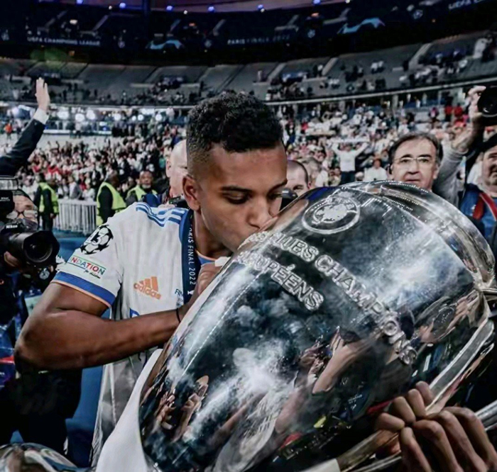 罗德里戈重伤赛季报销 皇马引援计划引发争议